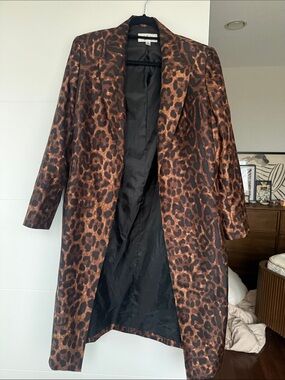 Le Suit Leopard Print Trench Coat in Brown and Black